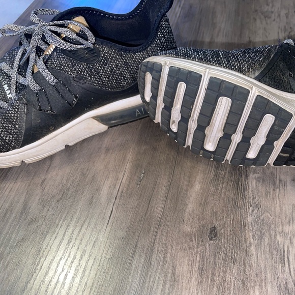 Nike Air Max. Size 10 - Picture 4 of 4